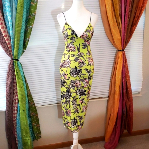 Boohoo Dresses & Skirts - BOOHOO Chartreuse Floral Dress